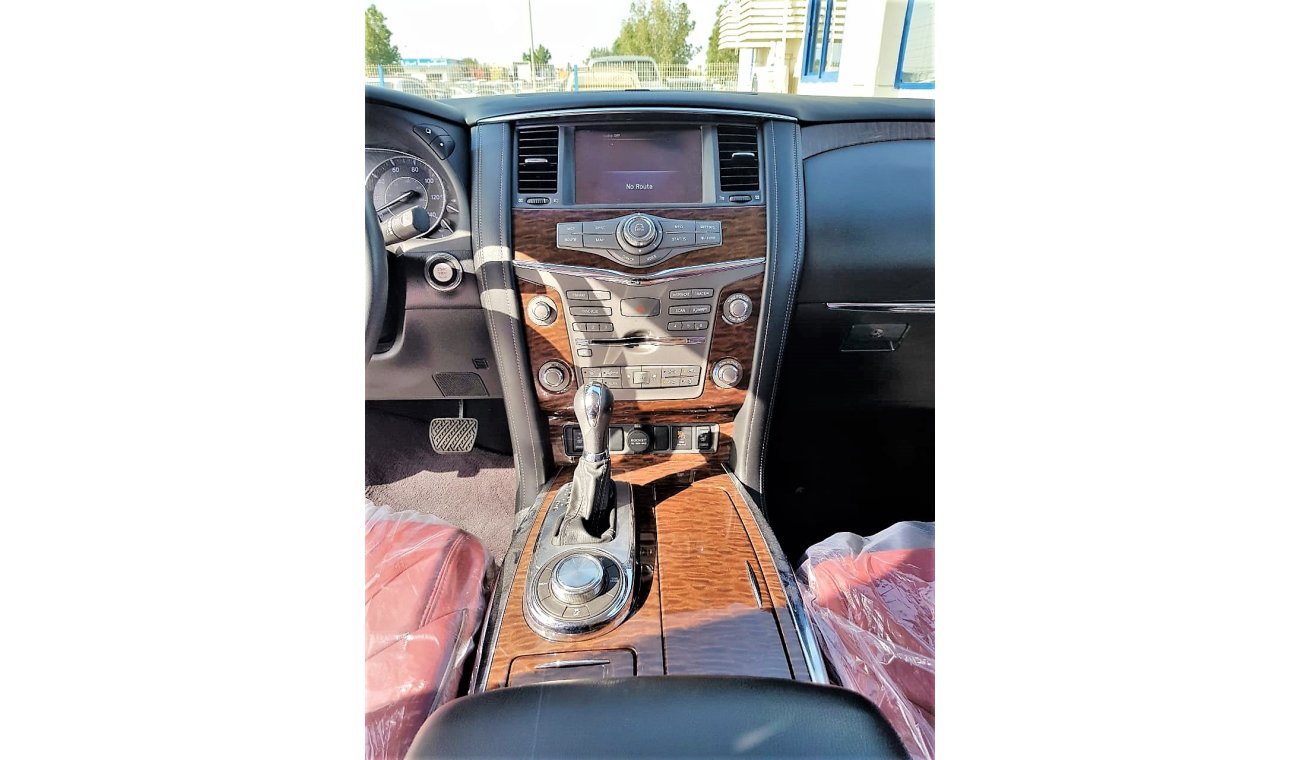 نيسان باترول Leather seats - DVD - Full Option