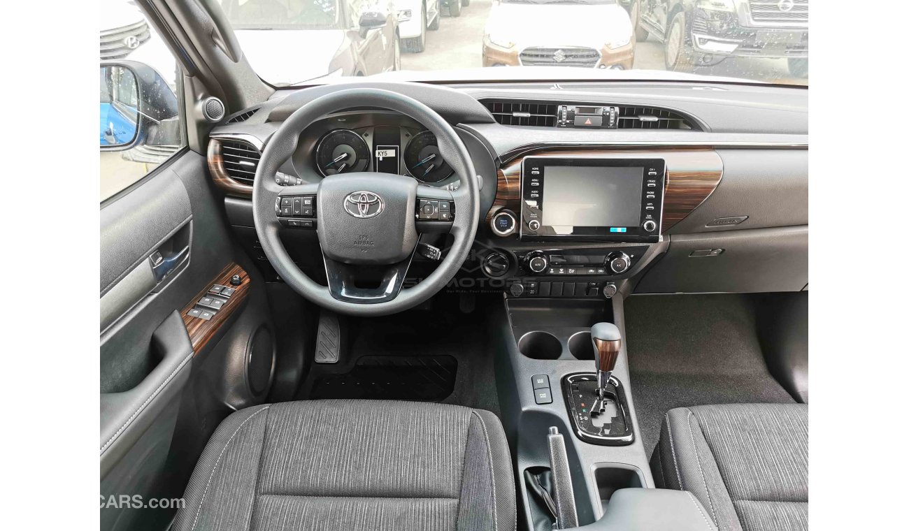 Toyota Hilux 4.0L Petrol, 18" Rims, LED Headlights, Rear Camera, Fog Lights, Bluetooth-DVD (CODE # THAD05)