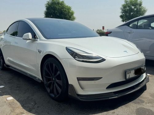 Tesla Model 3 Performance (AWD)