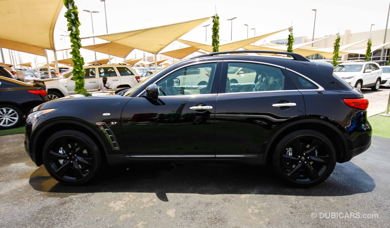 إنفينيتي QX70