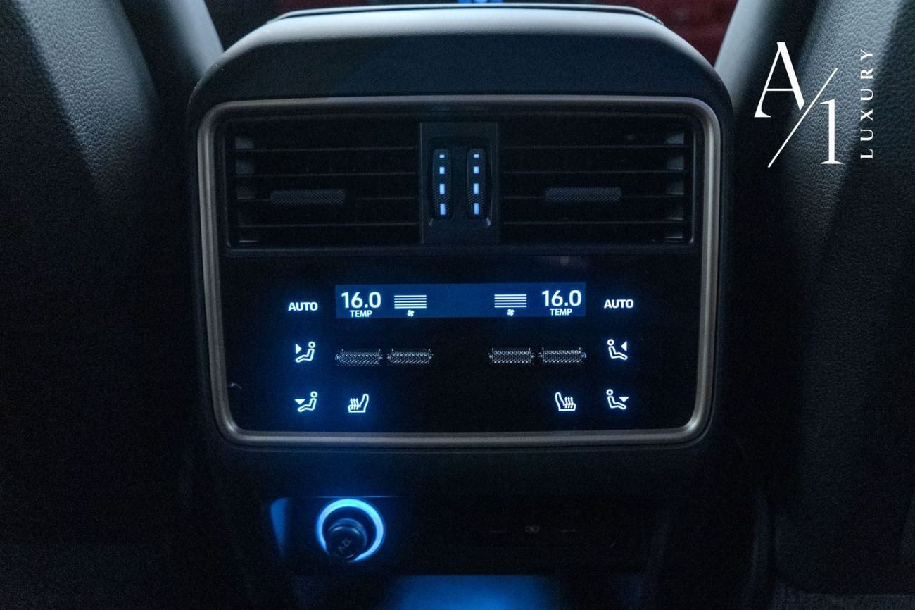 بورش كايان Turbo GT 2024 Porsche Cayenne, Porsche Warranty, Full Options, Very Low Km, Excellent Condition, GCC