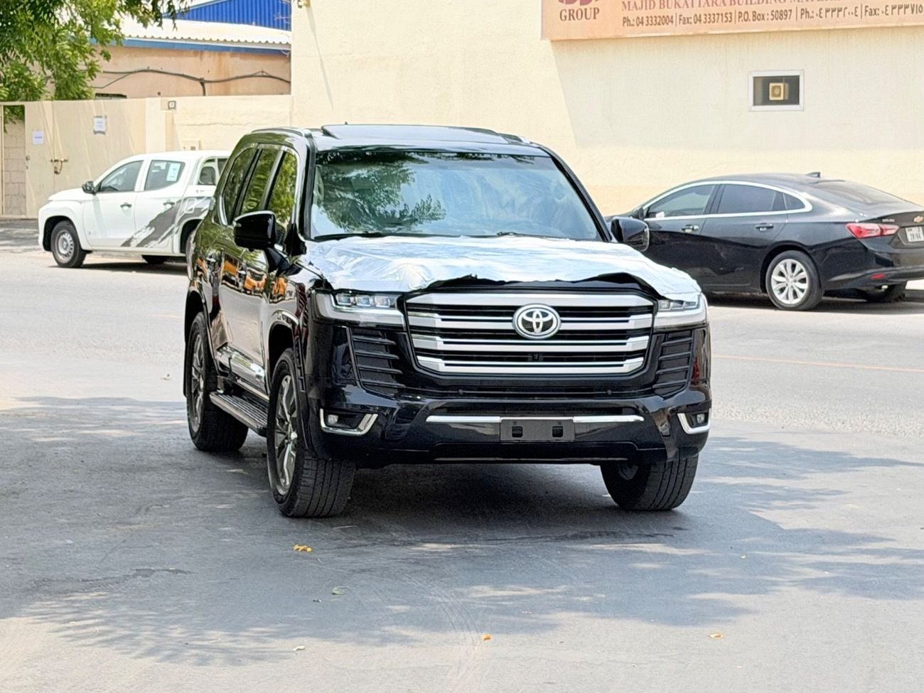 تويوتا لاند كروزر Toyota landcuriser GXR V8 2016 sunroof facelifted 2025 petrol 2016 V8 sunroof 4.6 petrol