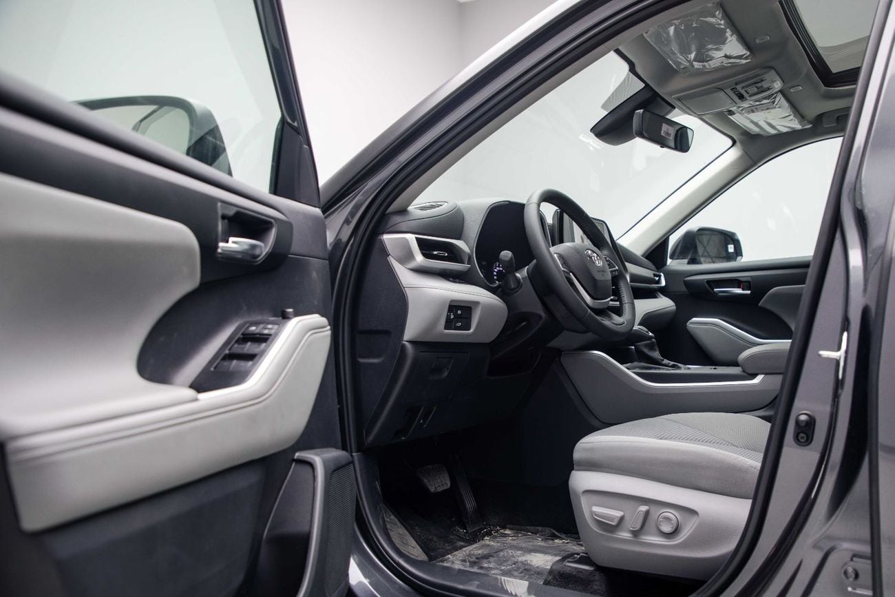 تويوتا هايلاندر GLE Hybrid 2.5L - Grey Metallic Inside Grey | Export Only