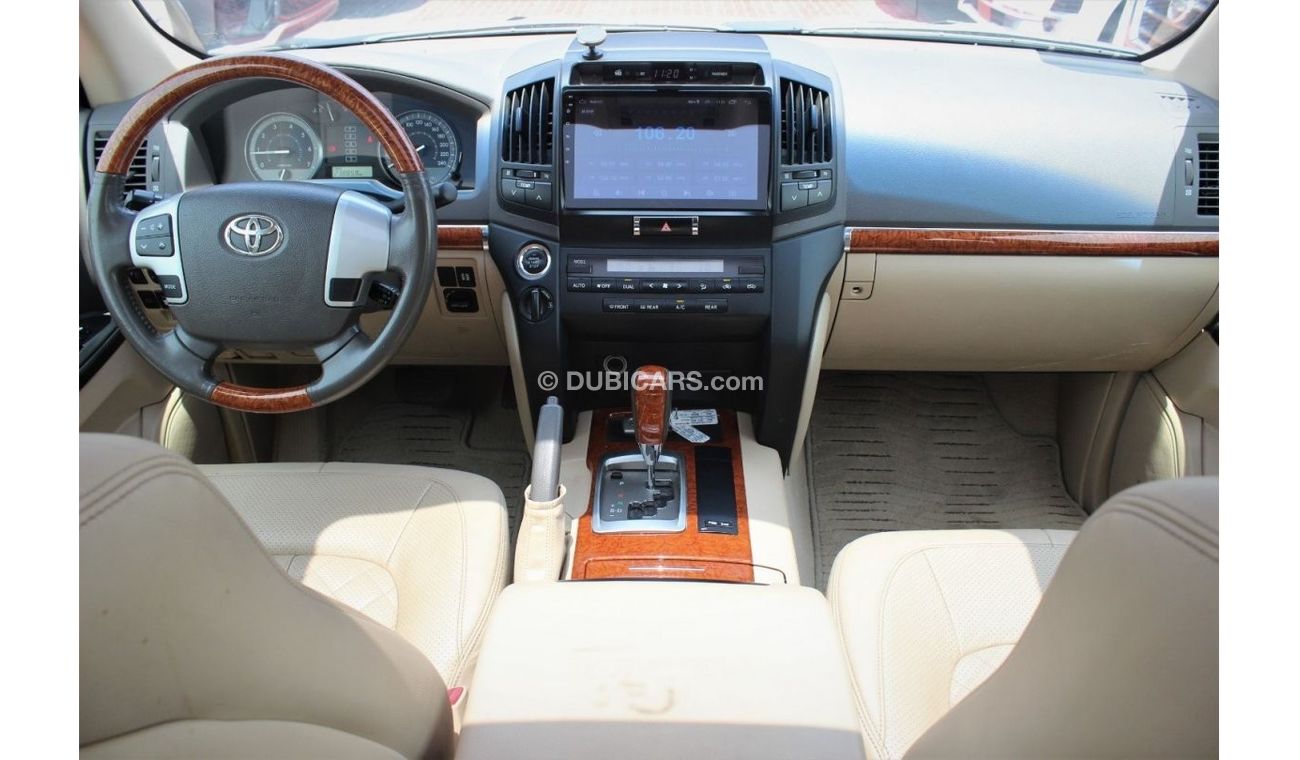 Toyota Land Cruiser GXR V8, GCC