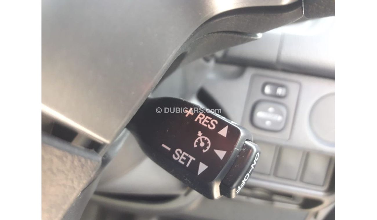 Toyota Hiace Hiace Commuter Van (Stock no PM 285 )