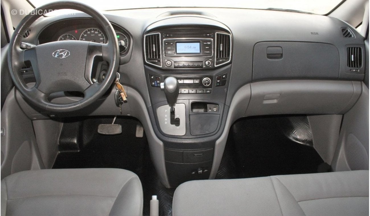 Hyundai Grand Starex Hyundai Grand Starex 2019 imported from Korea, customs papers, in excellent condition, without accid