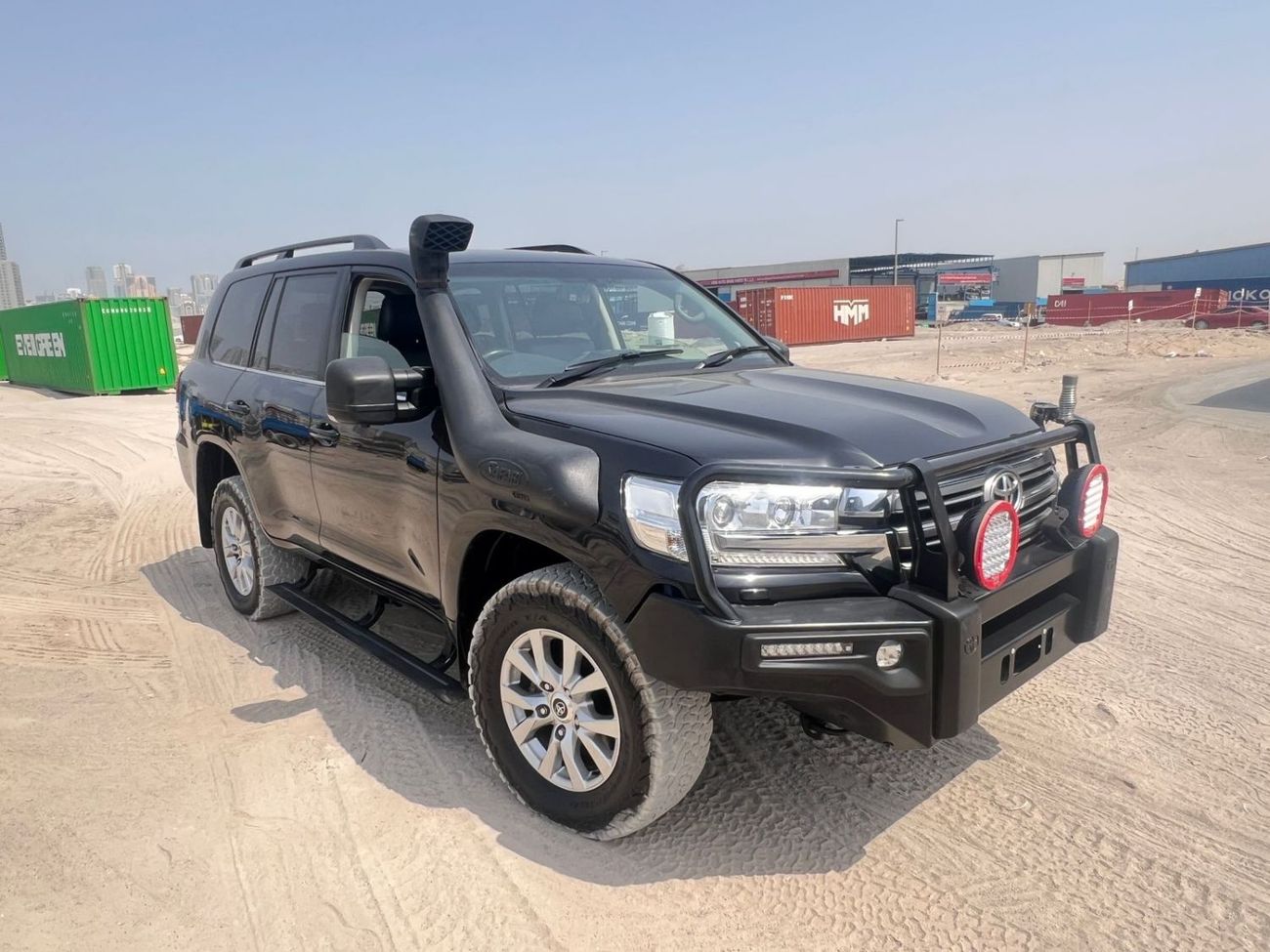 Toyota Land Cruiser DIESEL 4.5 LITER RIGHT HAND DRIVE 2019 BLACK COLOR