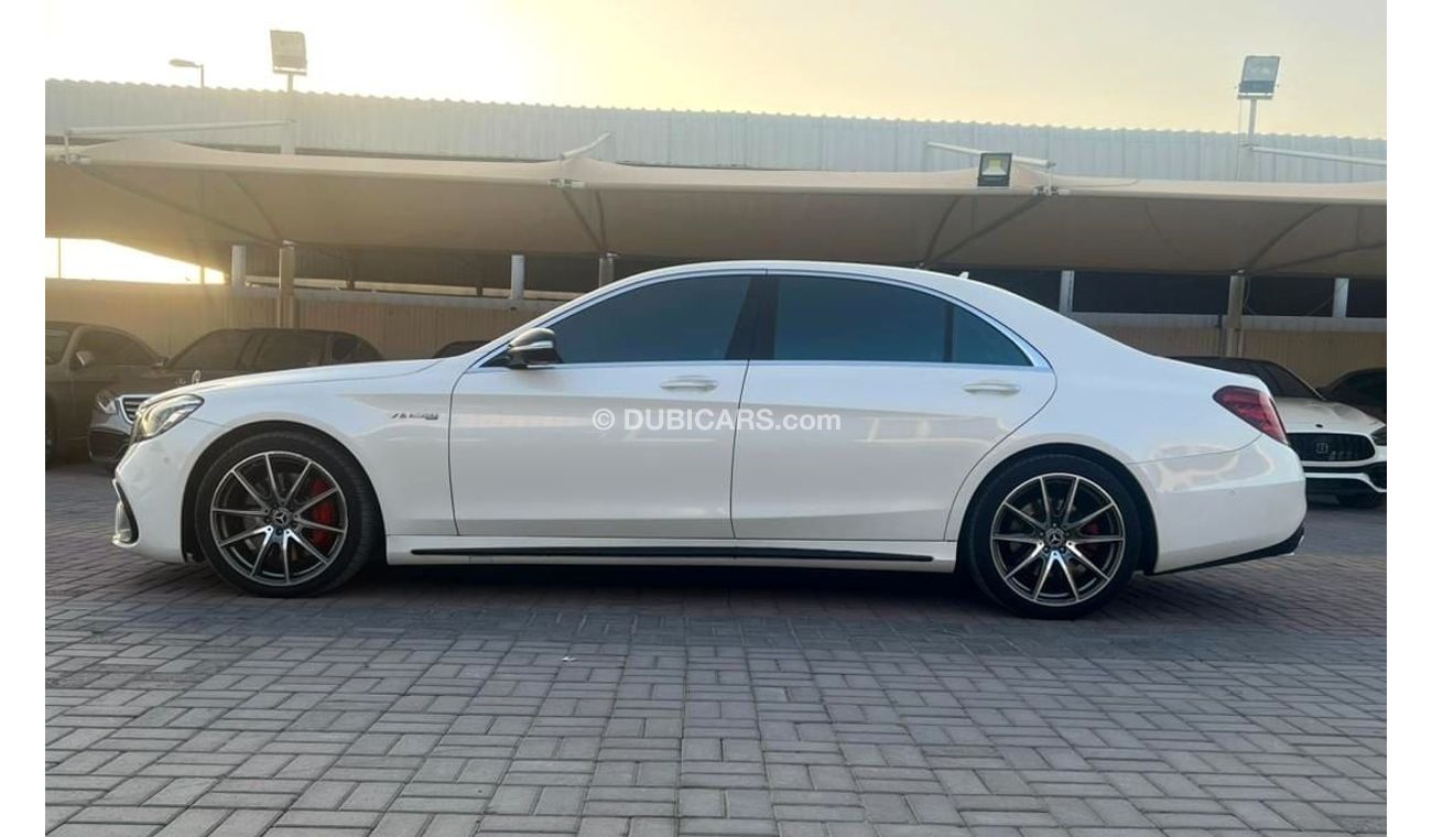 مرسيدس بنز S 550