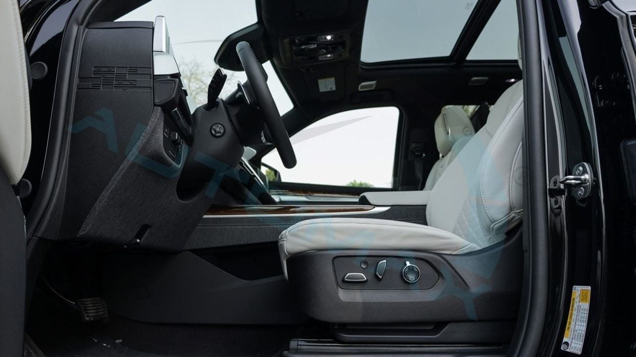 كاديلاك إسكالاد 600 Sport Platinum V8 6.2L 0Km 2025 With 5 Years Or 200,000 Km Warranty @Official Dealer