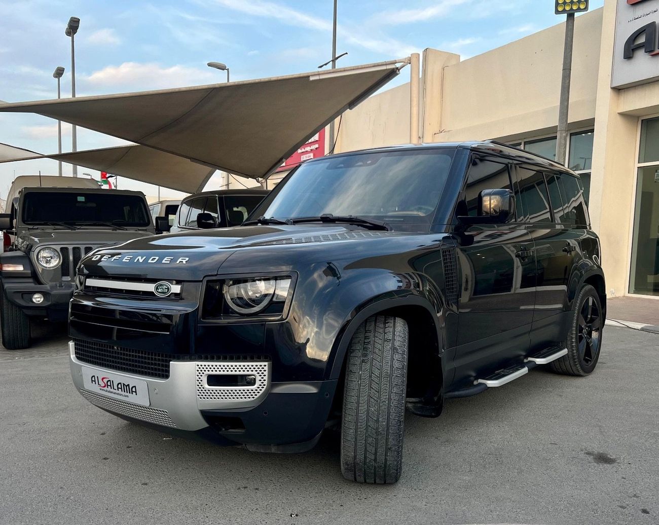 Land Rover Defender P400 110 HSE 3.0L (5 Seater)