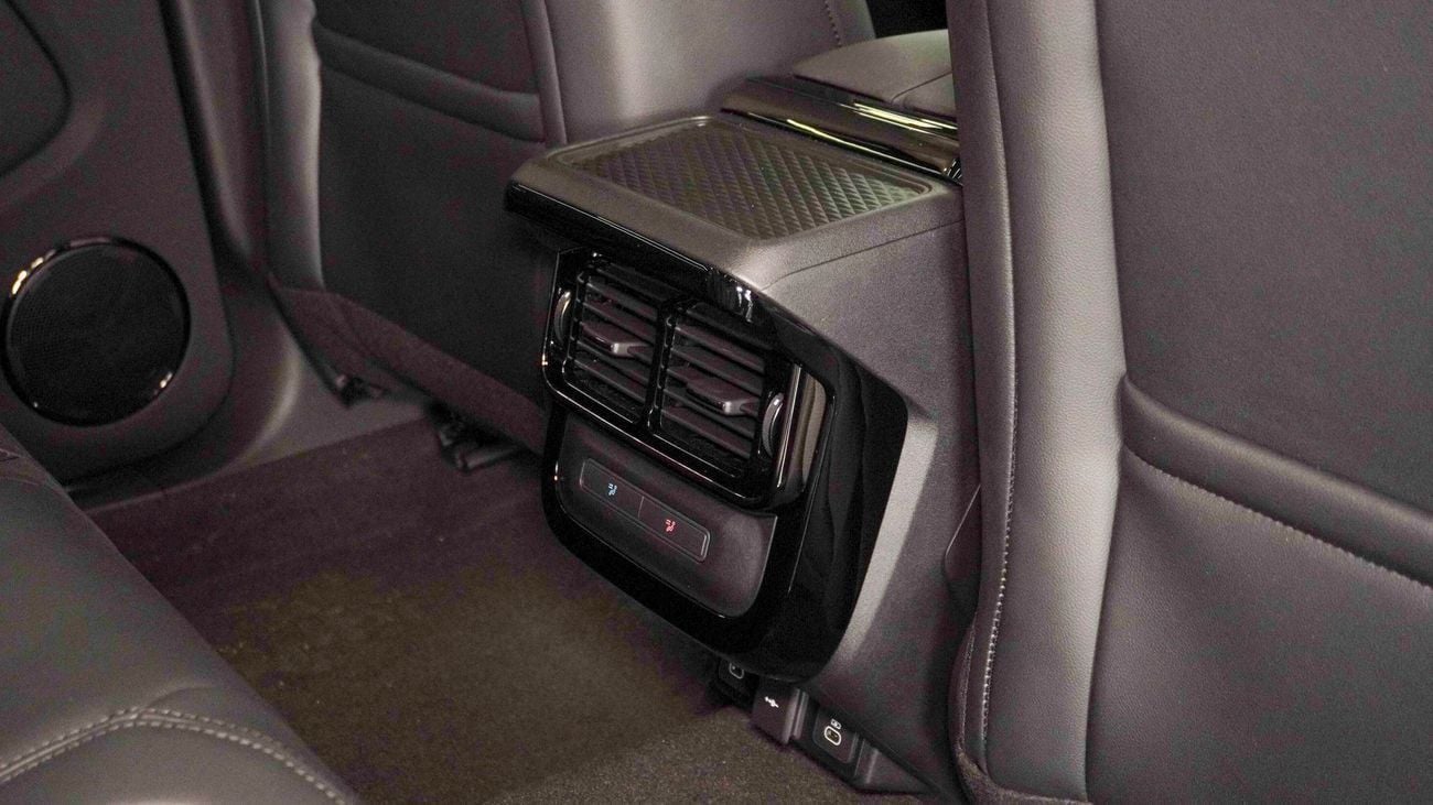 Land Rover Range Rover Evoque Dynamic SE P250 2.0L