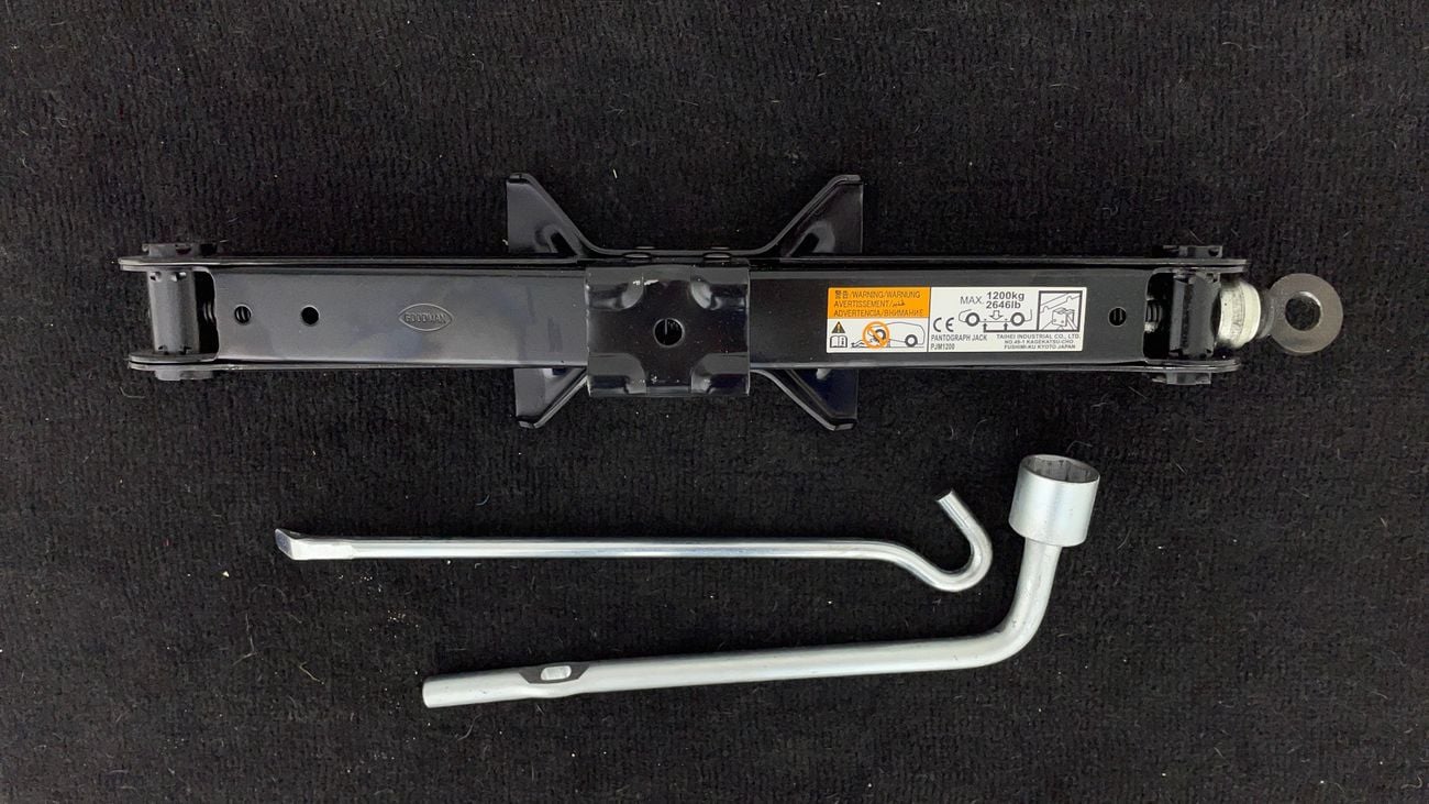 Mitsubishi Eclipse Cross GLX HIGHLINE 1.5 | Zero Down Payment | Free Home Test Drive