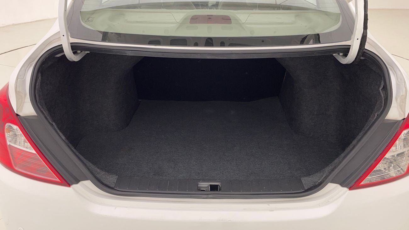 نيسان صني SV 1.5 | بدون دفعة مقدمة | اختبار القيادة في المنزل