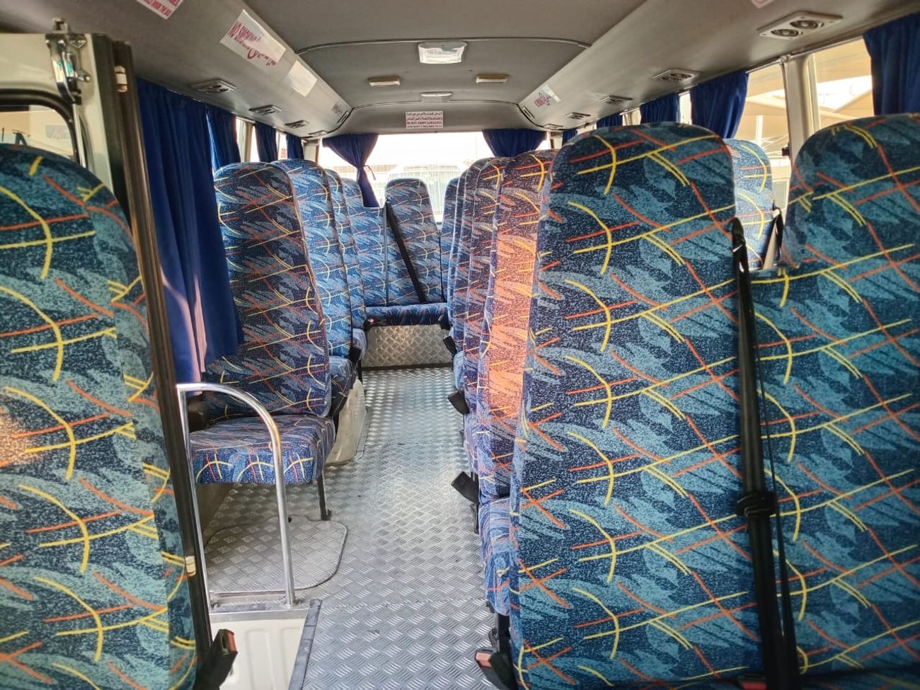 تويوتا كوستر 3.7L DIESEL 26 SEATER MANUAL TRANSMISSION