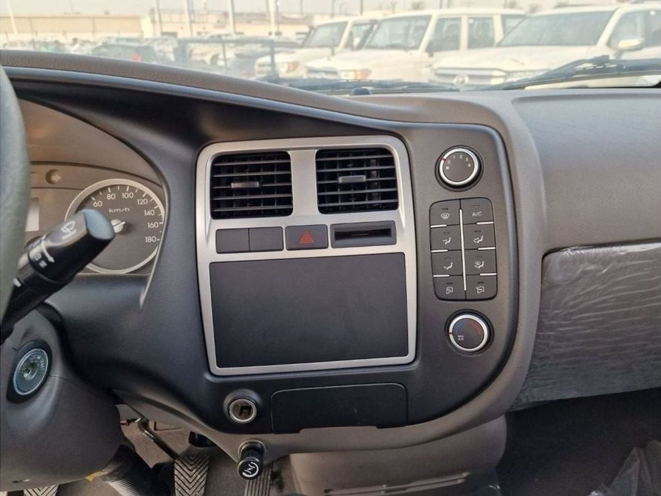 Hyundai H 100 2025 Hyundai H 100 2.6 L PICK UP Diesel MT Zero KM