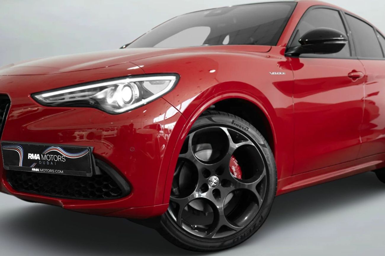 Alfa Romeo Stelvio Q4 / 5 Year Alfa Romeo Warranty/Service 120k kms