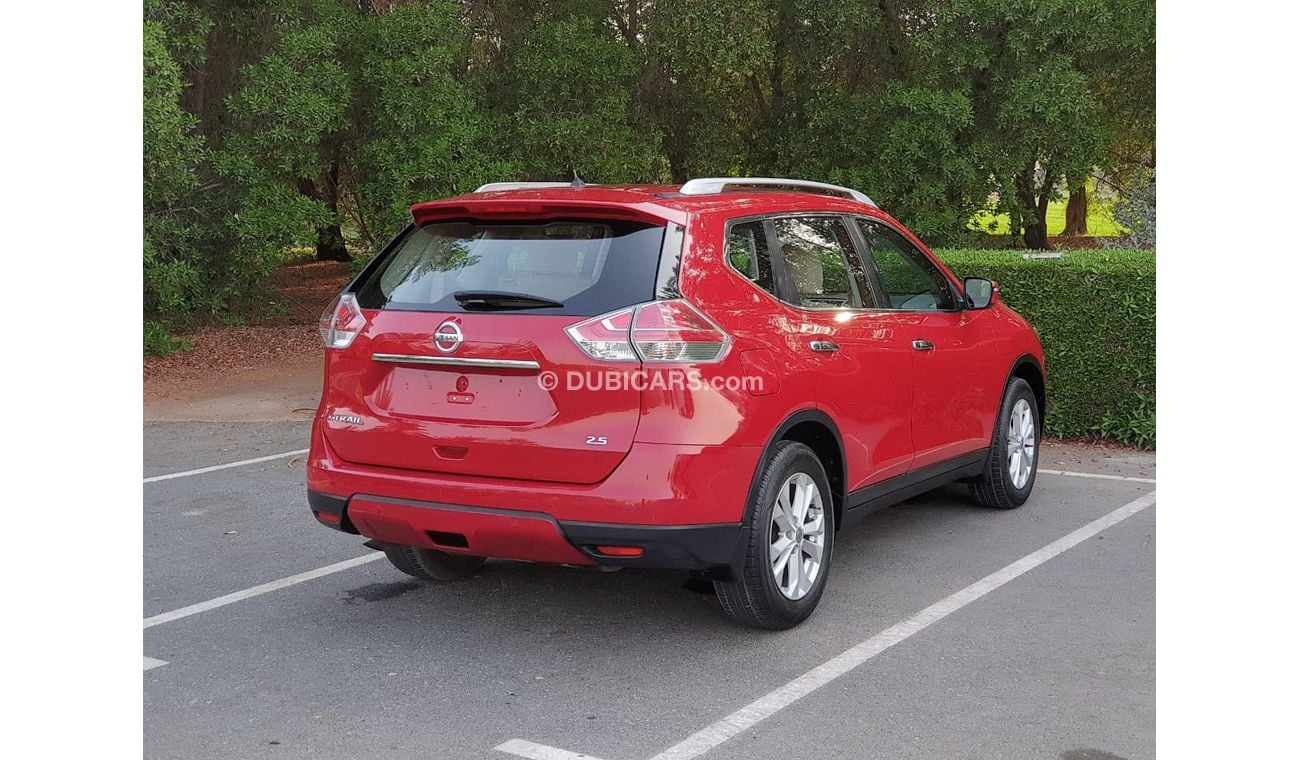 Used Nissan XTrail GCC 2015 // 4X4 // Perfect condition // Accident