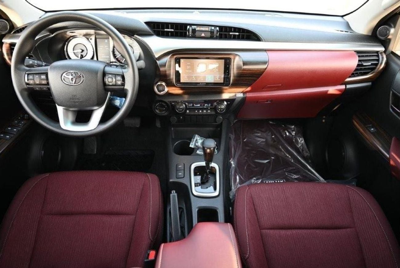 Toyota Hilux Double Cab SR5 2.7L Petrol 4WD Automatic Transmission