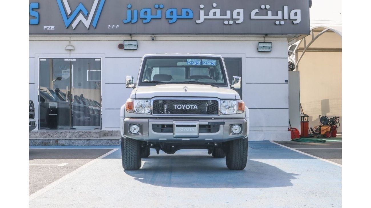 تويوتا لاند كروزر 70 2021 Toyota Land Cruiser 70 3Doors 4.0L Petrol  150000/-AED for local