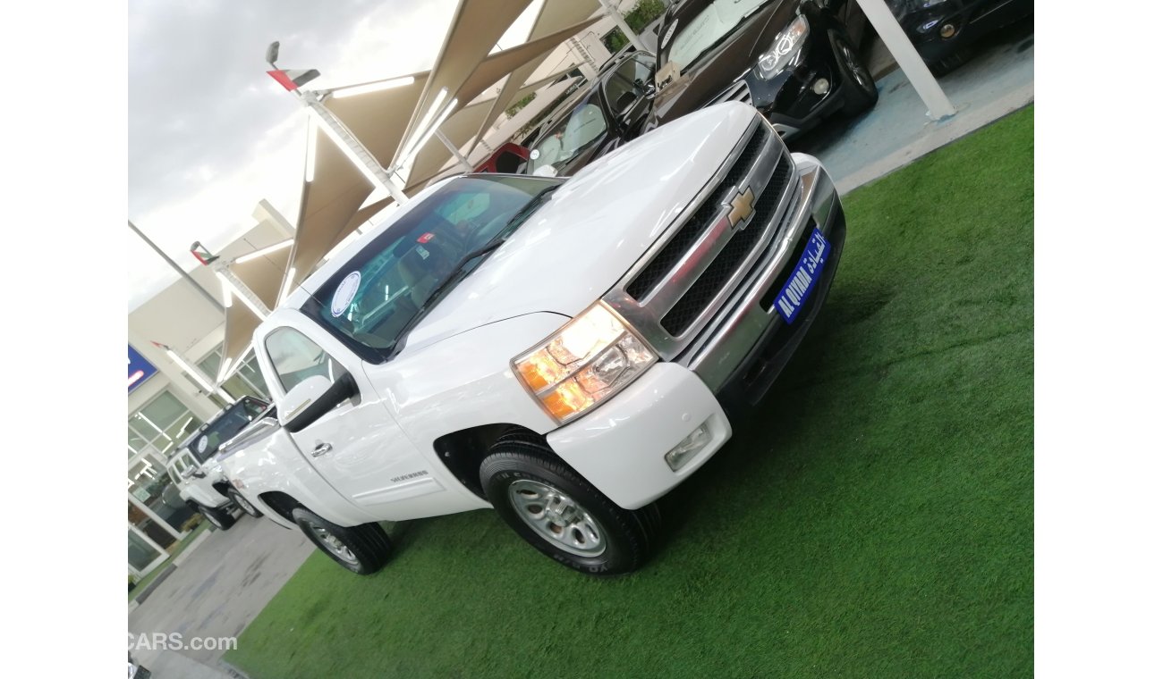 شيفروليه سيلفارادو SILVERADO 2010 GCC 4X4 GOOD CONDITION