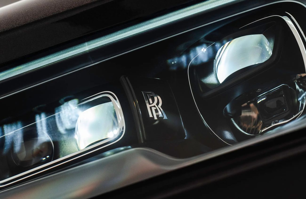 Rolls-Royce Cullinan 6.75L V12 Twin-Turbocharged Engine