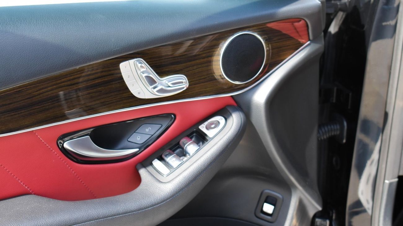 Mercedes-Benz GLC 300