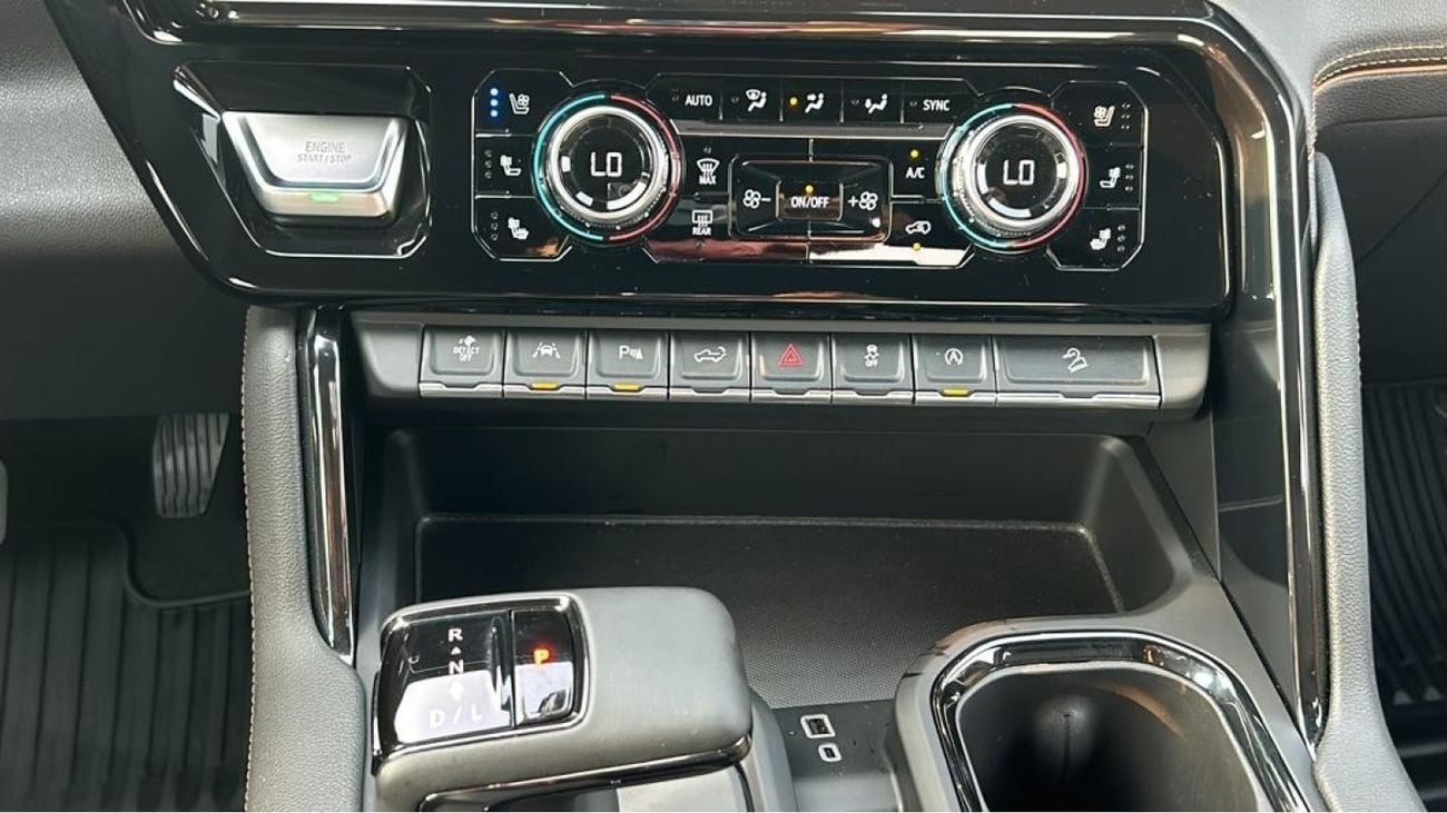 GMC Sierra AT4 6.2L V8 GCC AGENCY WARRANTY TILL DEC 2026