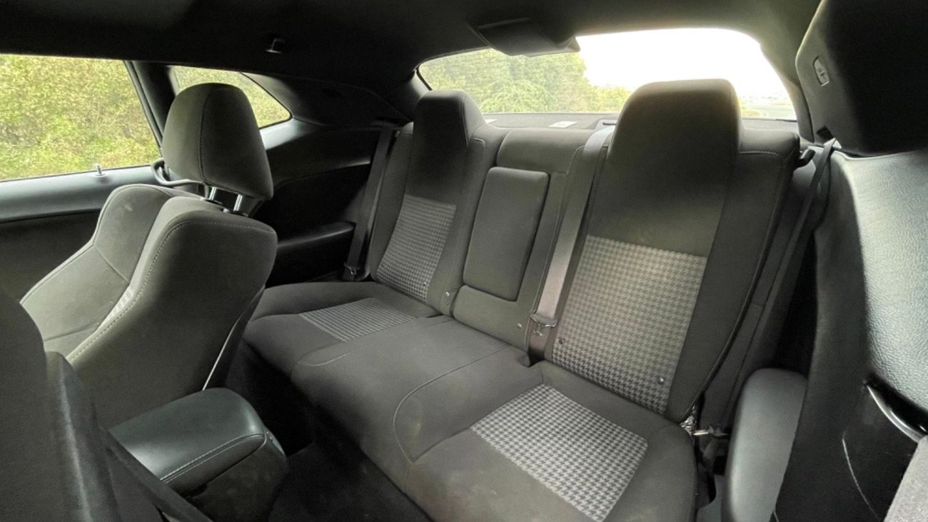 Dodge Challenger R/T 5.7L (370 HP)