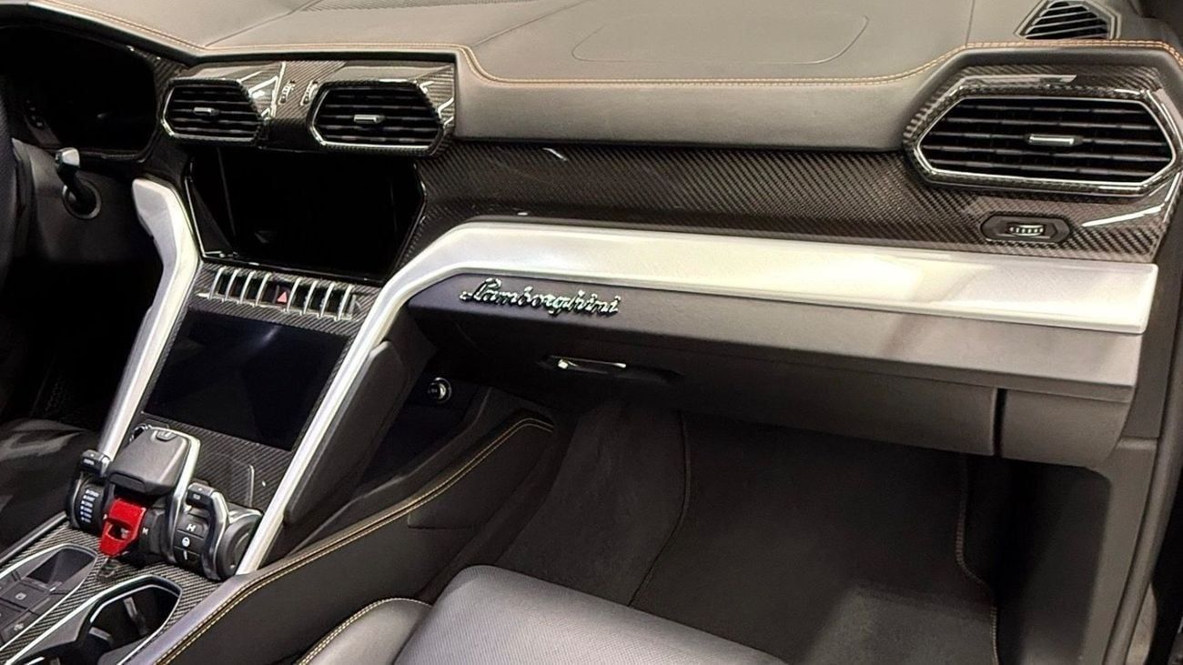 لامبورغيني اوروس STD S 4.0T V8