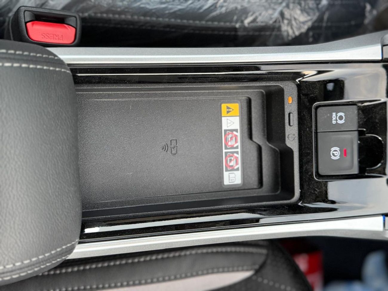 تويوتا فيلوز VELOZ - V Full Option 1.5L 4 Cylinders - 7 Seats 2025 Model