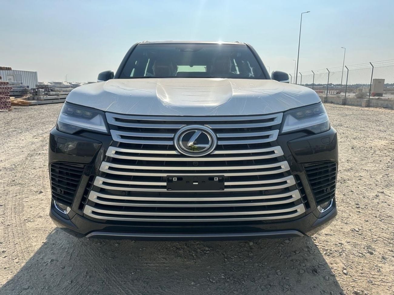 لكزس LX 700h VIP