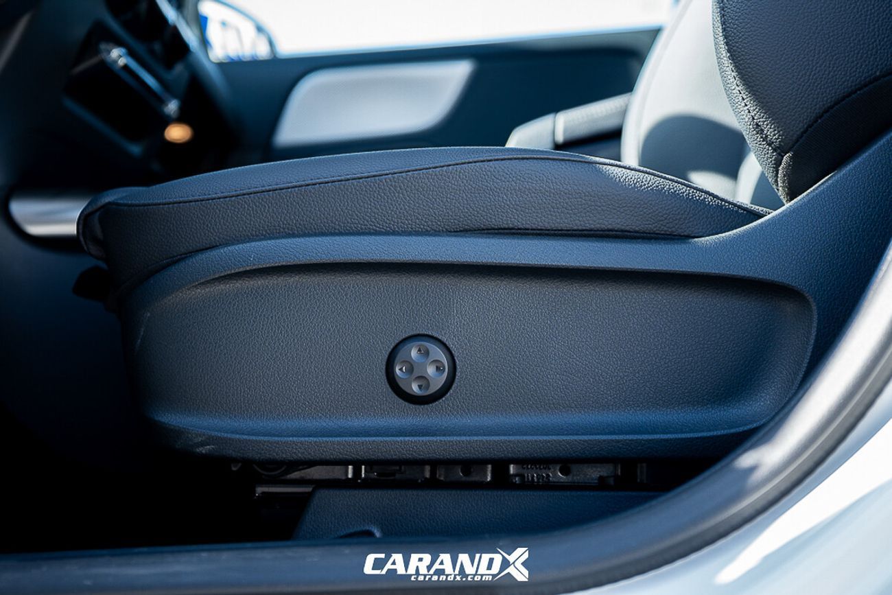 مرسيدس بنز GLA 200 1.3L Petrol