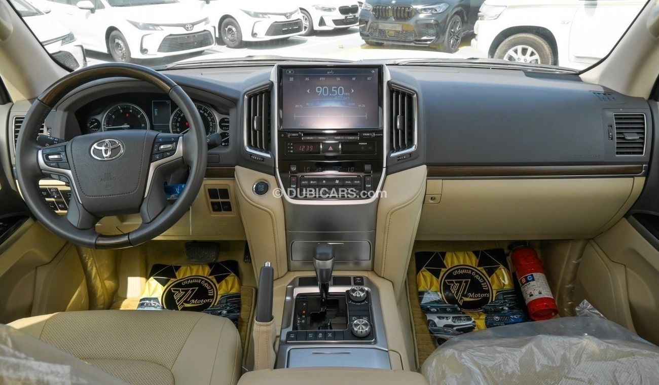 Toyota Land Cruiser LAND CRUISER VXR GCC 2021
