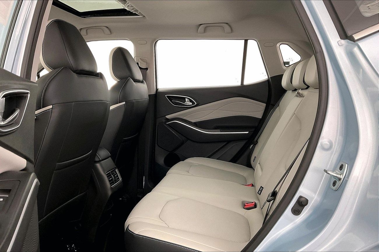 Chevrolet Silverado LT Z71 Trail Boss - Regular Cab | 1 year free warranty | 0 Down Payment