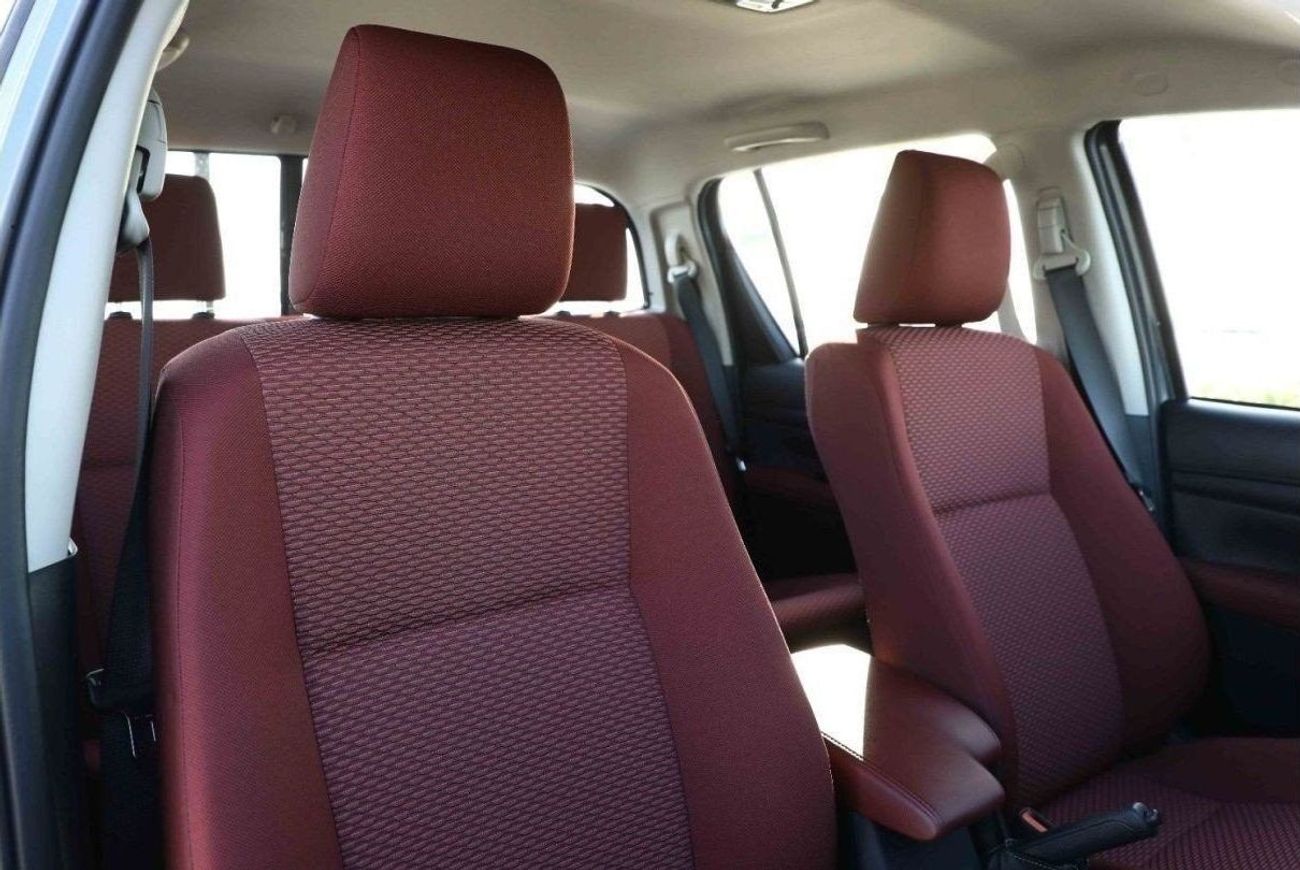 تويوتا هيلوكس HILUX AT 2.4L  Mid AT DIESEL Grey