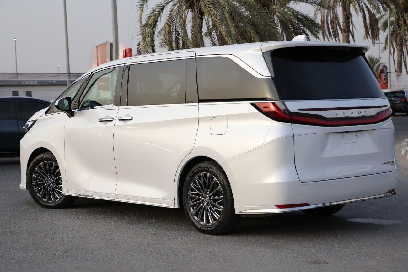 Lexus LM 350h 2024 Lexus LM350 Hybrid 7 seater