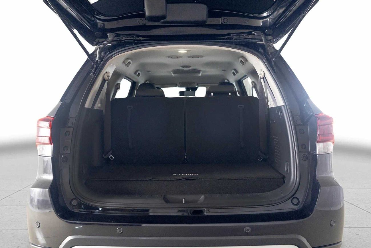 Nissan XTerra Platinum 2.5L 4WD PLATINUM 2.5