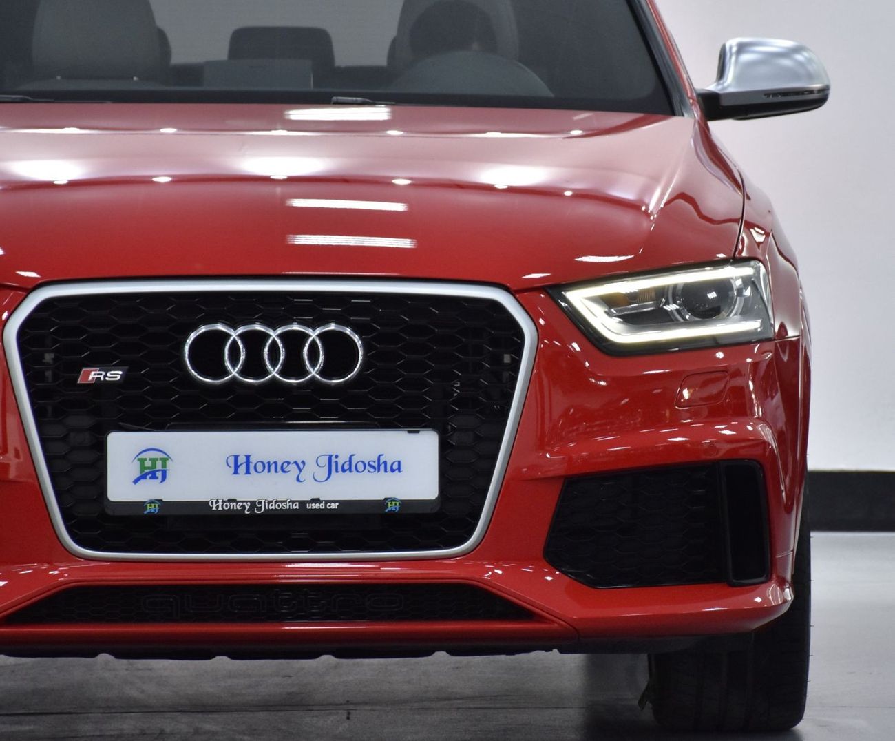Audi RS Q3 EXCELLENT DEAL for our Audi RS Q3 ( 2015 Model ) in Red Color Japanese Specs