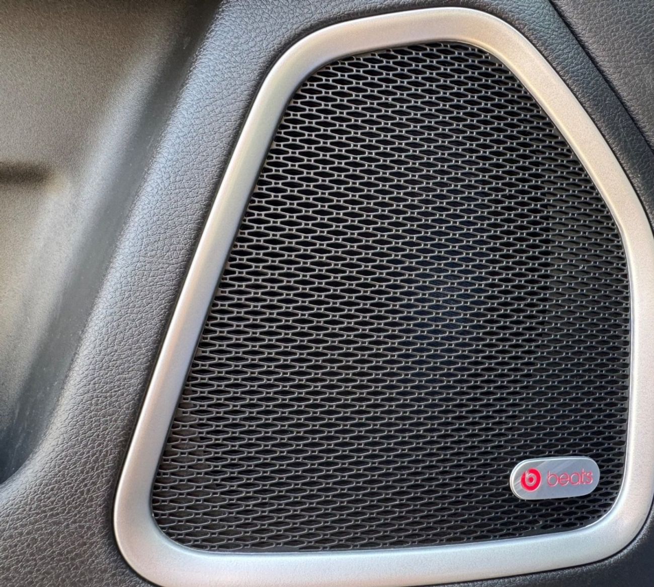 Jeep Compass Limited 2.4L (182 HP)