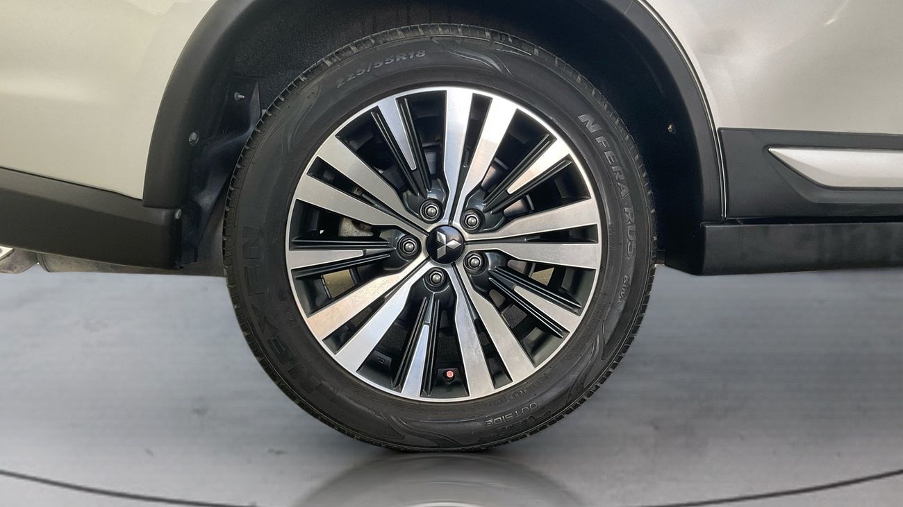 ميتسوبيشي آوتلاندر GLX Midline | شامل الضمان | 0 ﺪﻔﻋﺓ ﺃﻮﻟﻯ