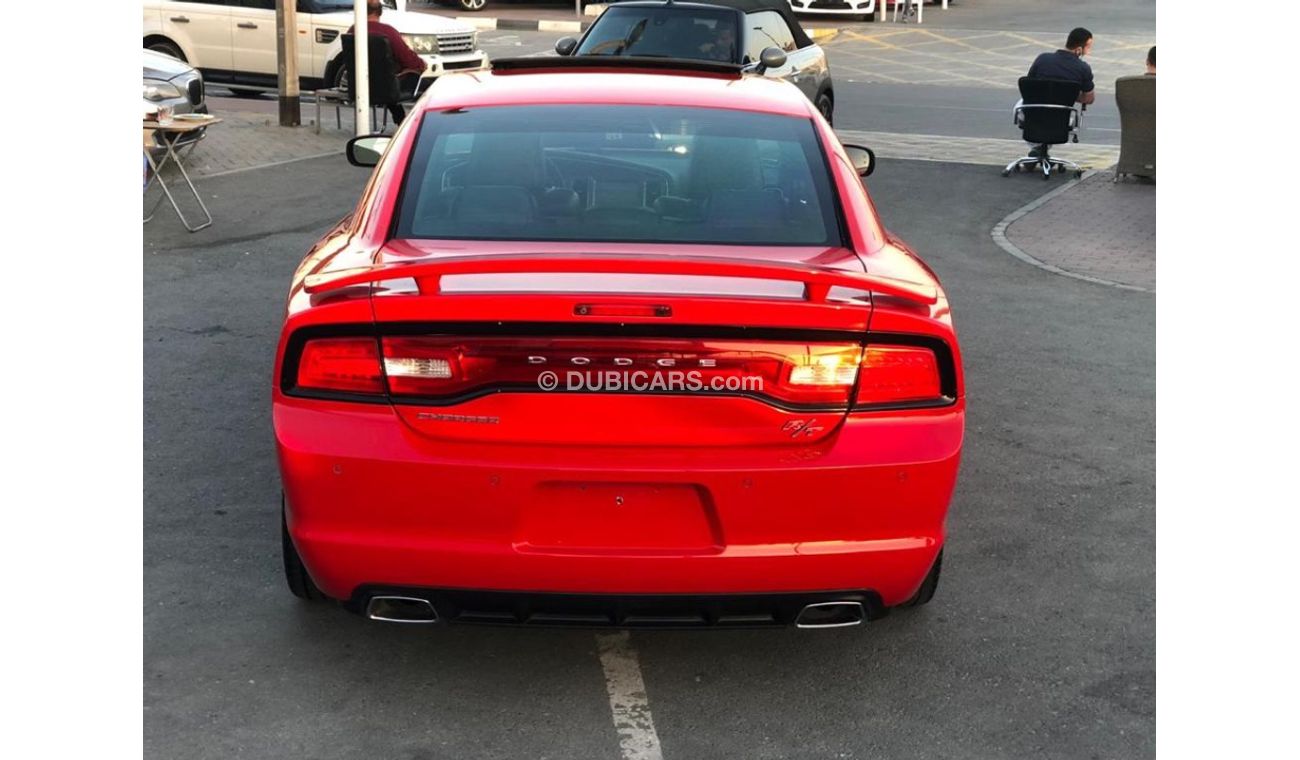 Dodge Charger Dodge Charger model 2014 GCC car prefect condition one owner 2keys original paint full option sun r