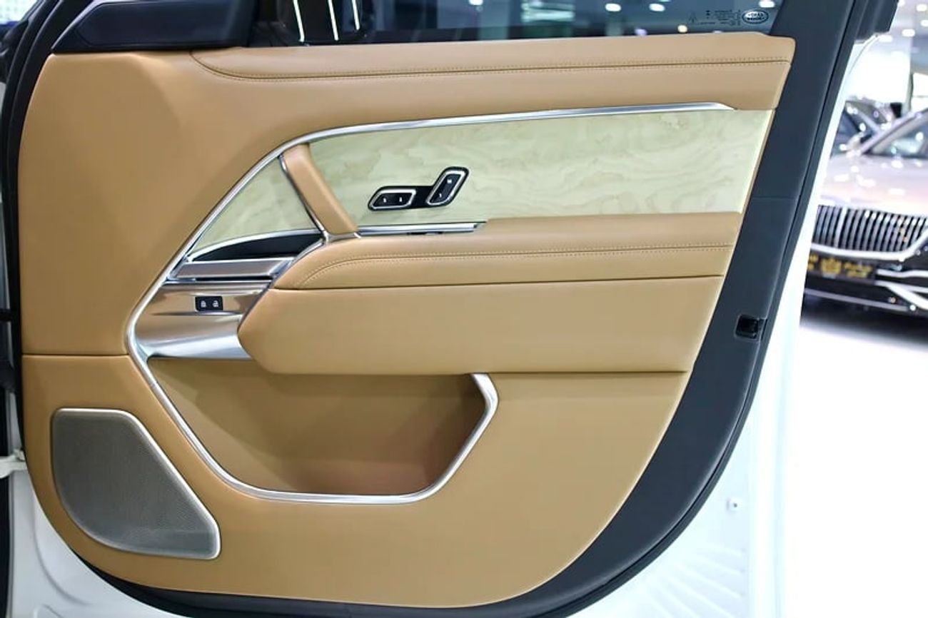 لاند روفر رينج روفر Vogue SV LWB P530, Executive Class Rear Seats, Al Tayer Warranty + Service!!