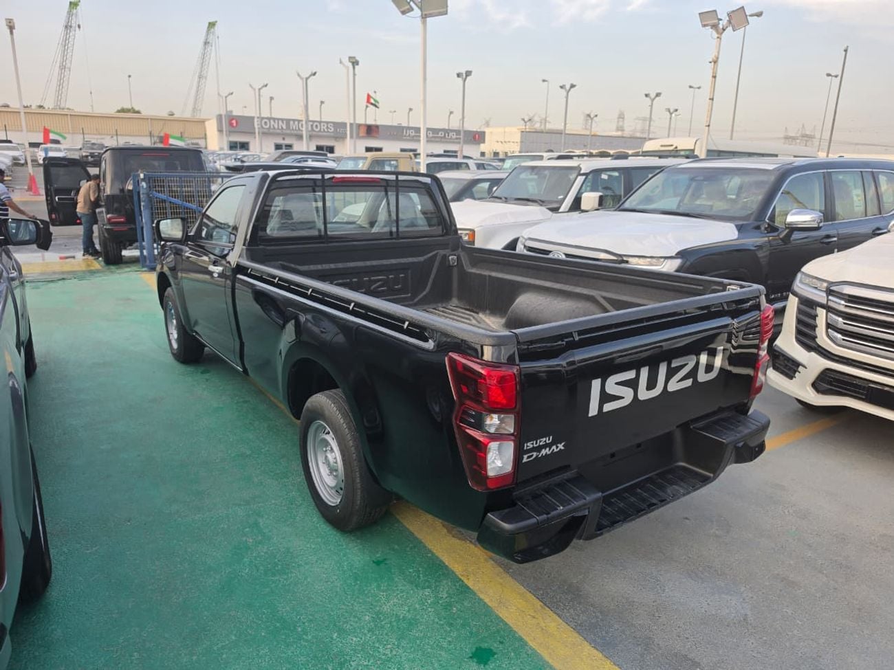إيسوزو D ماكس Isuzu D-MAX Single Cab 1.9 Diesel 2026 – Automatic | 1.9L Diesel | Black