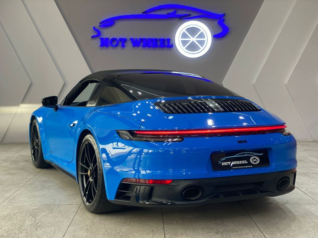 بورش 911 Targa 4 GTS 3.0L (450 HP)