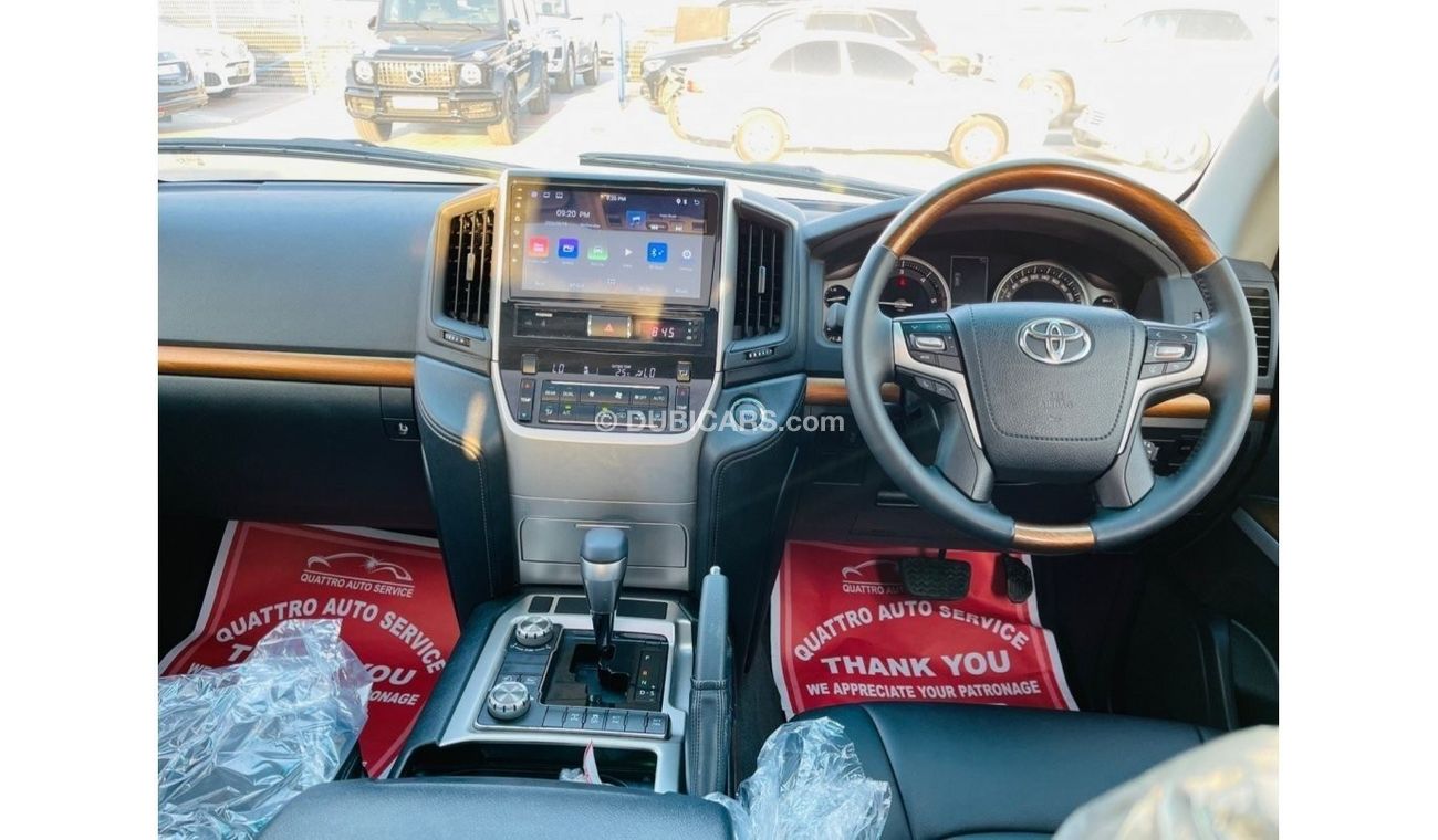 تويوتا لاند كروزر Toyota Landcruiser RHD Diesel engine model 2020 car very clean and good condition