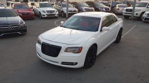 Chrysler 300s Model 2013 car prefect condition full option low mileage  V6