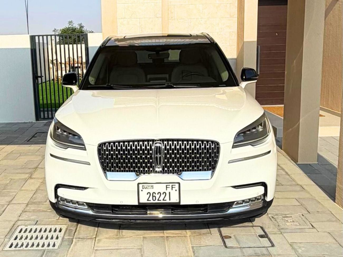 لينكولن أفياتور RESERVE 2020 Lincoln Aviator Reserve | Urgent Sale | Lady driven | 7 Seater