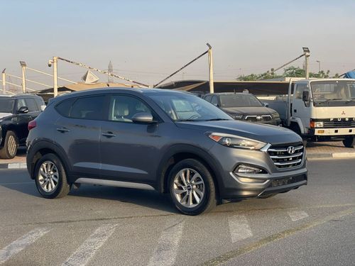 Hyundai Tucson 2018 Hyundai Tucson SEL+ Premium - 2.0L V4 - AWD 4x4 - Apple/Android Play - Electric Seats -
