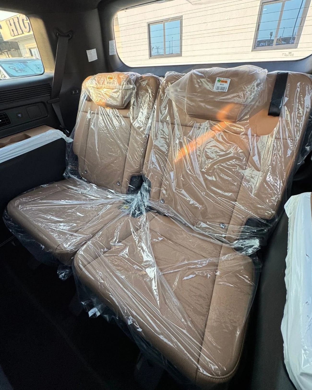 هيونداي سانتا في HYUNDAI SANTA FE 1.6T HEV Calligraphy - 2026 MODEL - BROWN COLOR