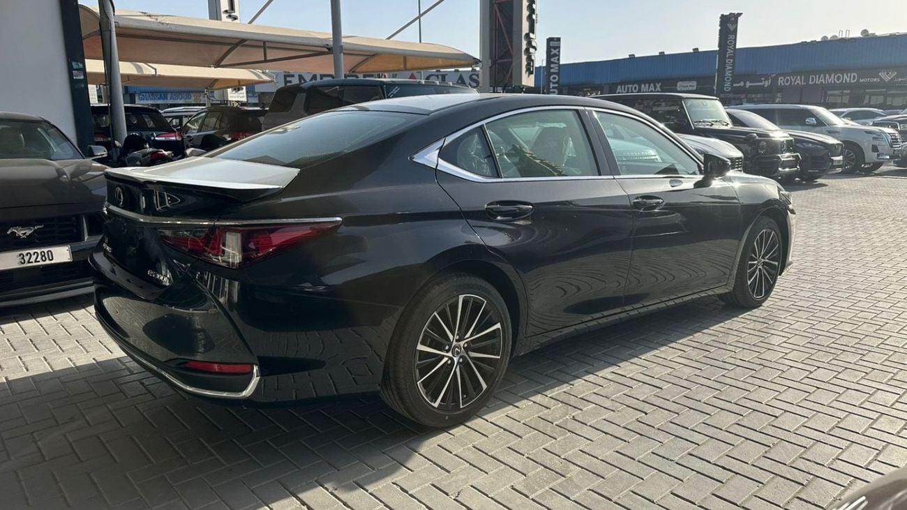 لكزس ES300h HYBRID
